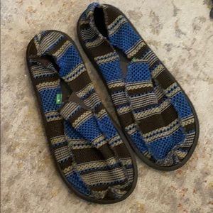 Sanuk shoes
